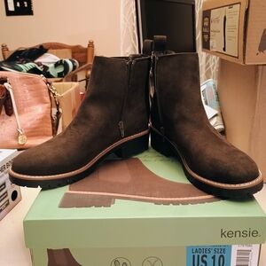 Kensie Women's Dark Brown Ankle Booties